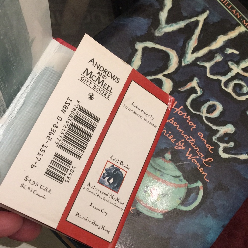 By Women authors: “Horror & Supernatural Stories” plus “Gargoyles” mini book - Picture 12 of 13